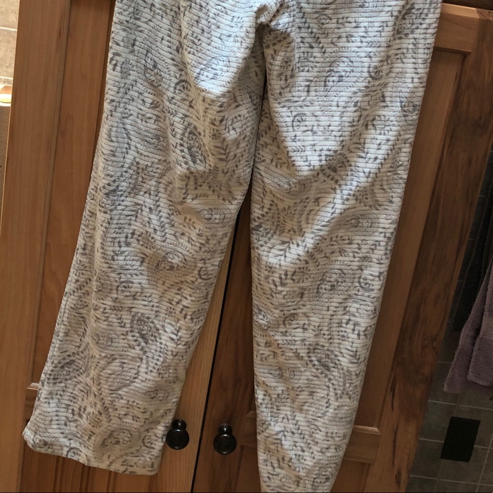 Soft Pattern Pajama Pants - image 3